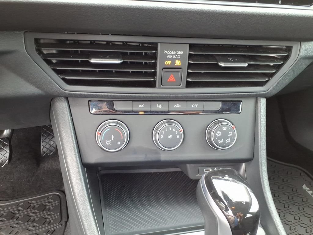 Used 2024 Volkswagen Jetta S FWD image 11