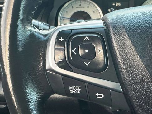 Used 2016 Toyota Camry SE image 27
