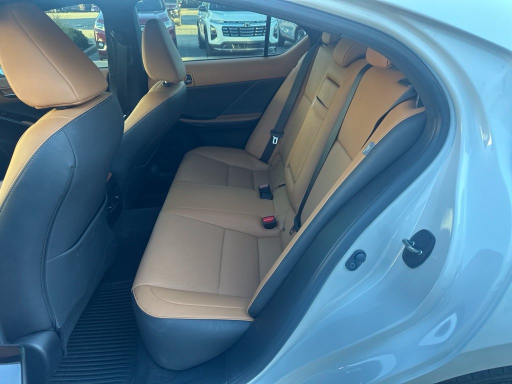 Used 2025 Lexus IS 350 F Sport w/ Navigation Package AWD/4WD image 10
