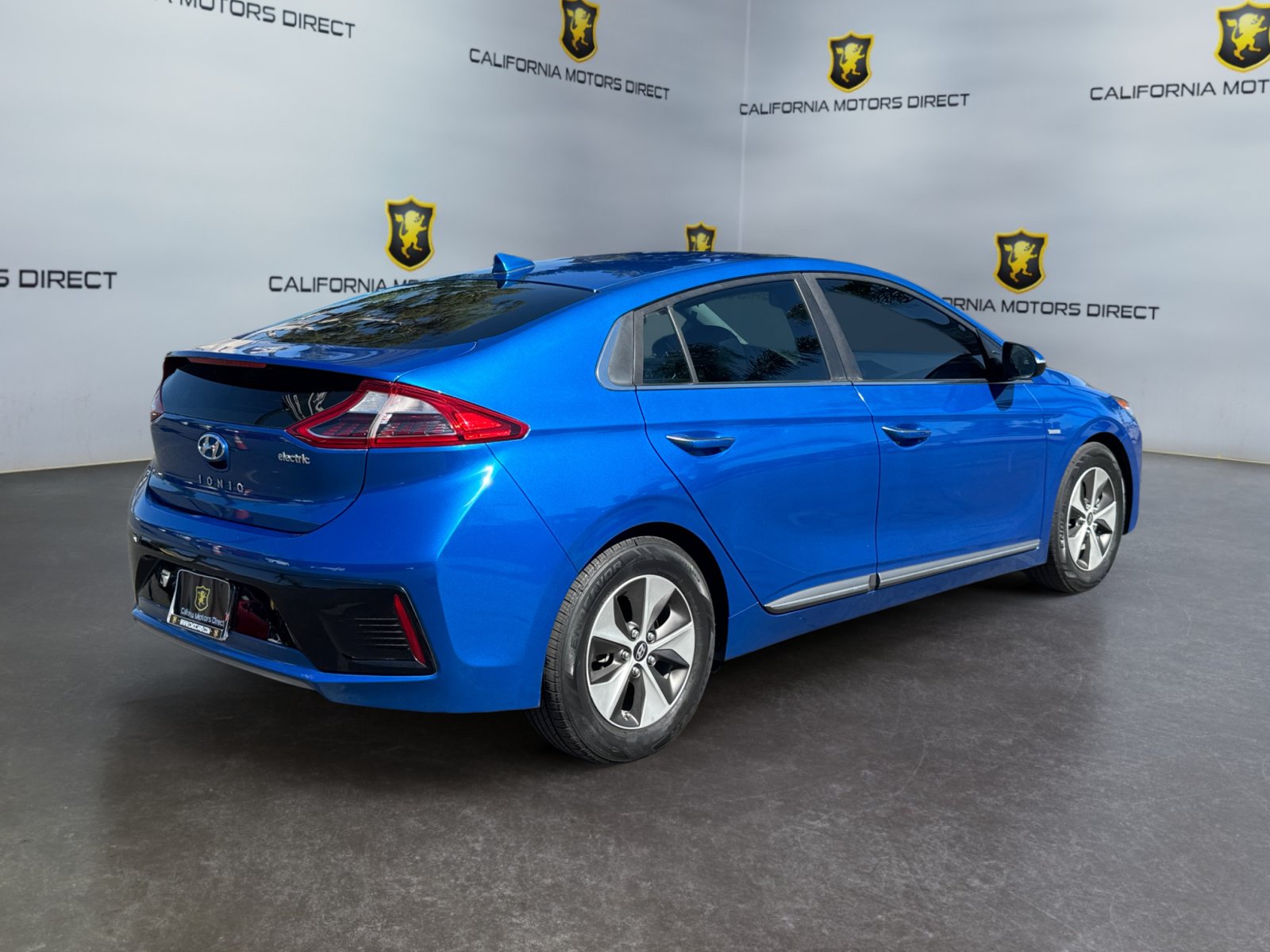Used 2017 Hyundai Ioniq Limited w/ Limited Ultimate Package 02 FWD image 5