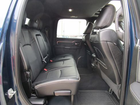 Used 2022 RAM 2500 Limited AWD/4WD image 17