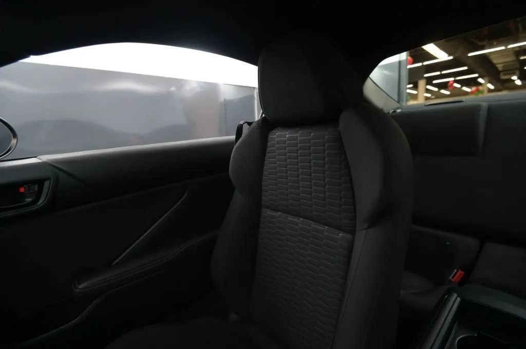 Used 2022 Toyota GR86 w/ ALL Weather Mat Package (TMS) RWD image 25