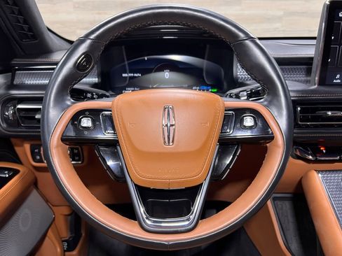 Used 2023 Lincoln Aviator Black Label Grand Touring w/ Class IV Trailer Tow Package image 23