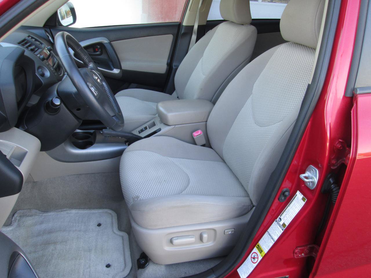 Used 2007 Toyota RAV4 Limited AWD/4WD image 3