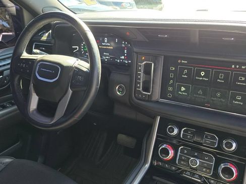 Used 2024 GMC Yukon Denali w/ Advanced Technology Package AWD/4WD image 11