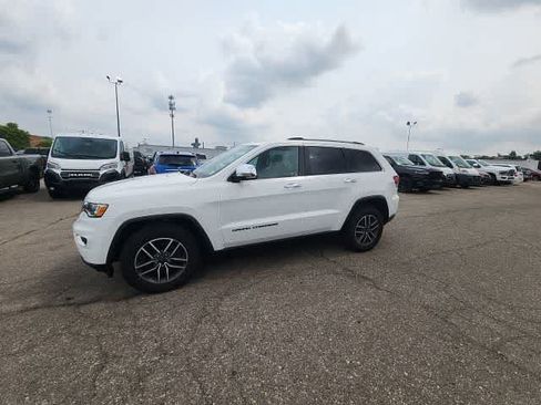 Certified 2020 Jeep Grand Cherokee Limited AWD/4WD image 30