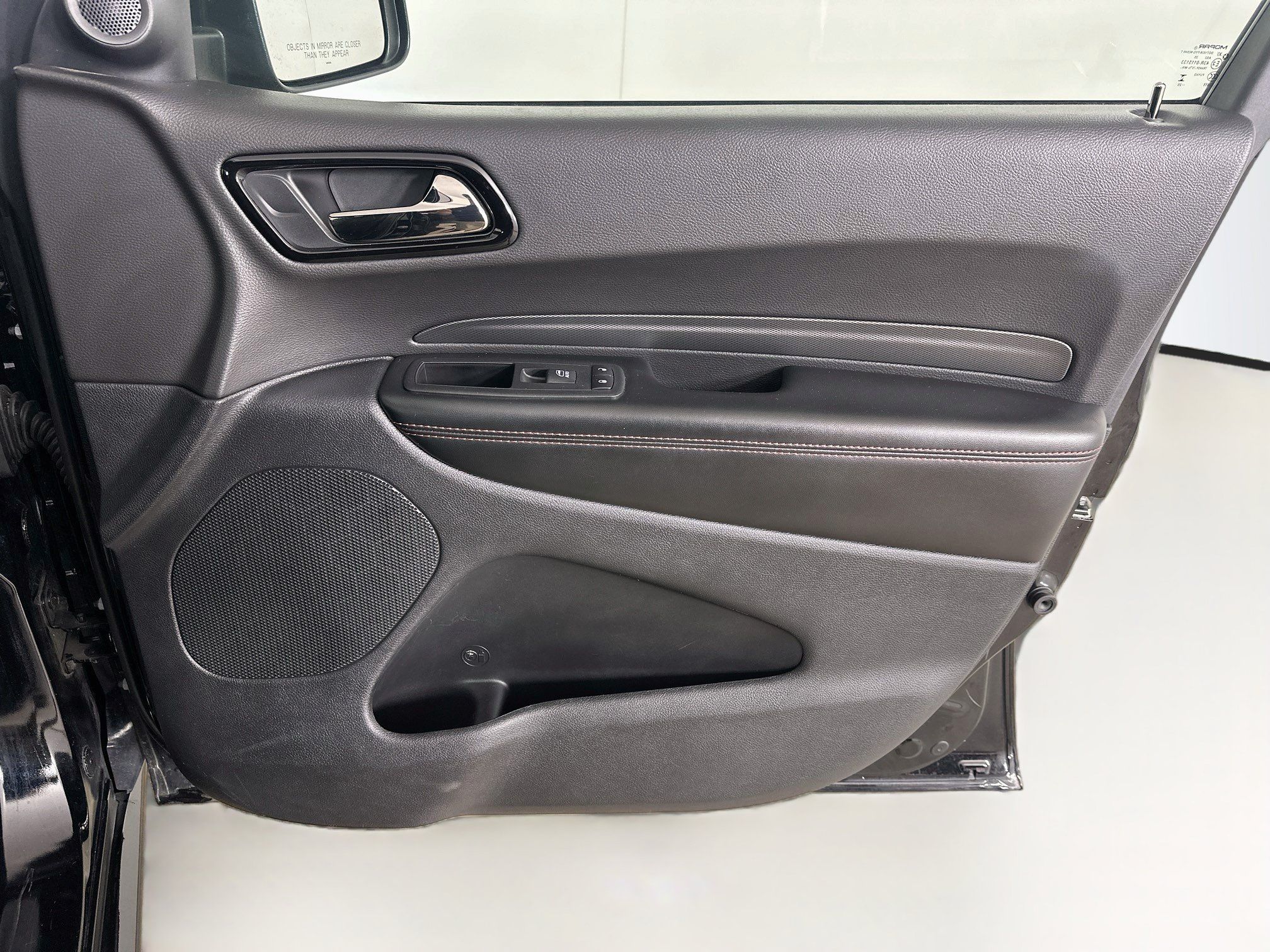 Used 2025 Dodge Durango GT RWD image 34