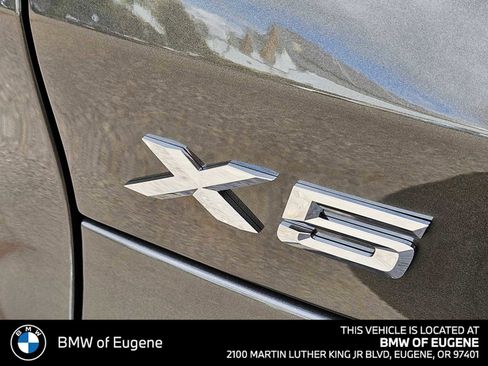 New 2026 BMW X5 xDrive40i w/ M Sport Package AWD/4WD image 16