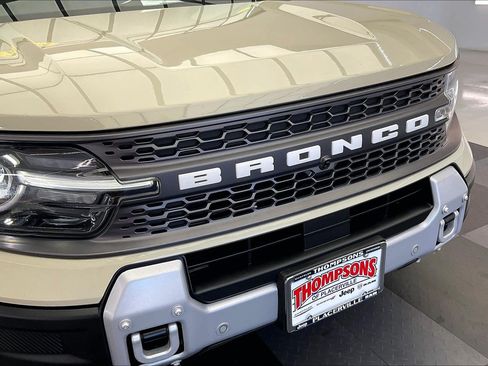 Used 2025 Ford Bronco Sport Badlands AWD/4WD image 30