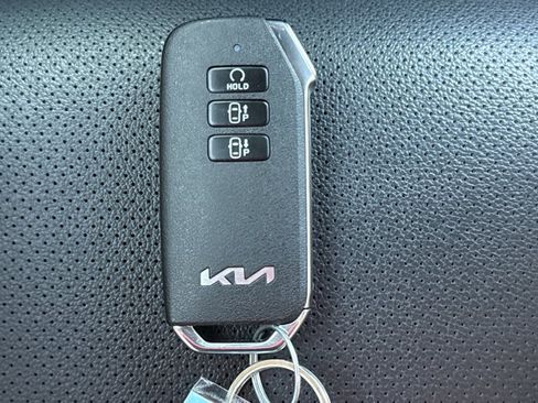 Used 2025 Kia Sportage SX Prestige AWD/4WD image 26