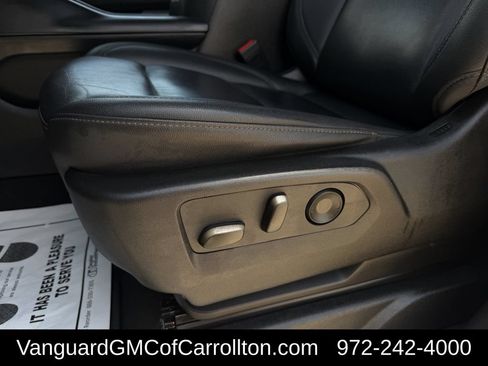 Used 2024 Chevrolet Suburban LT AWD/4WD image 31