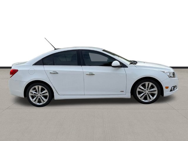 Used 2013 Chevrolet Cruze LTZ w/ RS Package FWD image 4