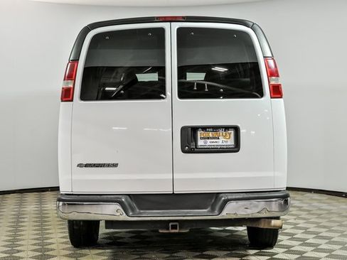 Used 2018 Chevrolet Express 3500 LT w/ LT Preferred Equipment Group image 6