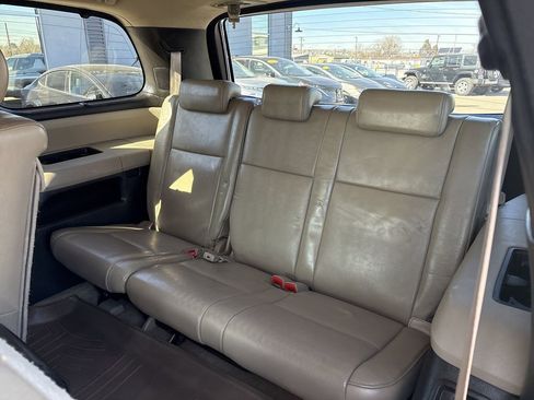 Used 2008 Toyota Sequoia Platinum image 27