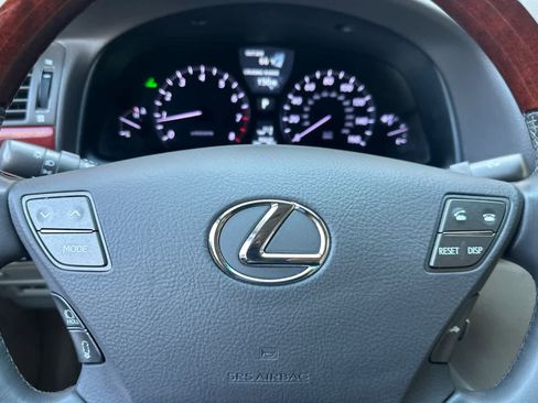 Used 2010 Lexus LS 460 L image 25