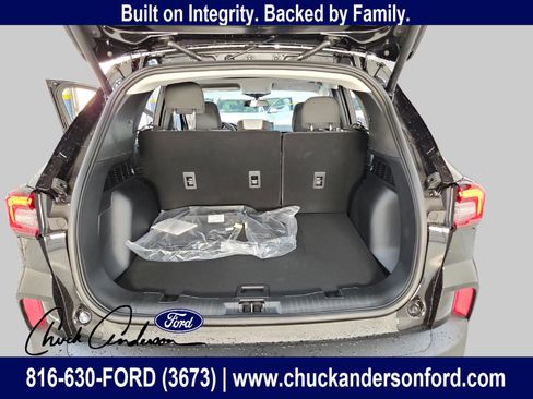 New 2025 Ford Escape Active w/ Active Premium Tech Pack image 24