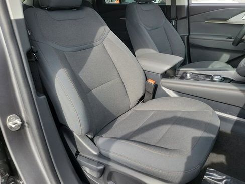 Used 2025 Ford Explorer Active image 16