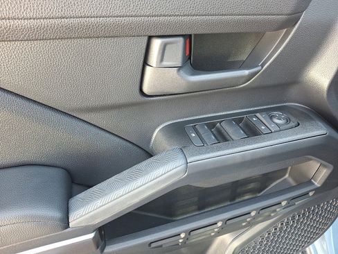 Used 2025 Toyota 4Runner SR5 image 12