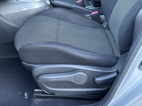 Used 2016 Nissan Juke S image 20