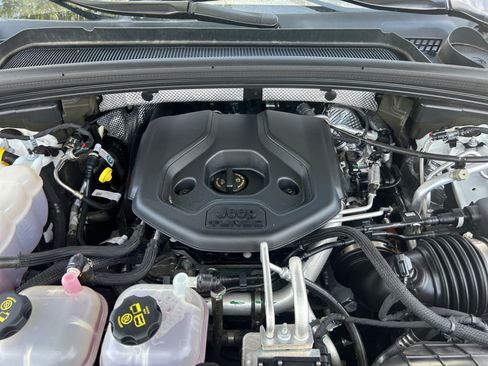 Used 2023 Jeep Grand Cherokee 4WD 4xe image 22