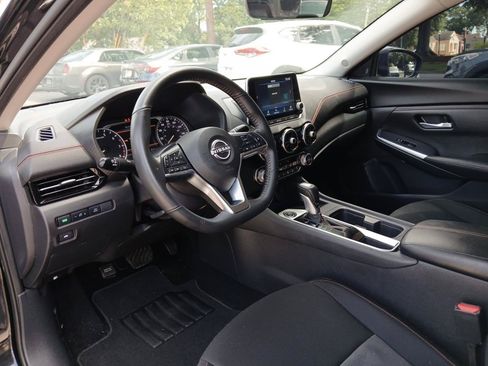 Used 2024 Nissan Sentra SR FWD image 18