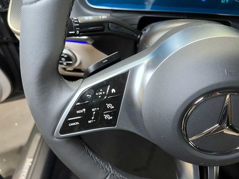 New 2025 Mercedes-Benz C 300 4MATIC Sedan image 21