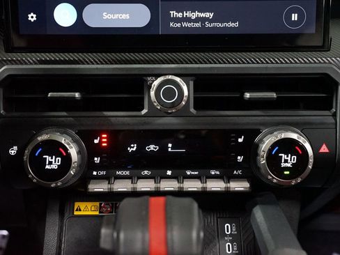 Used 2024 Toyota Tacoma TRD Pro image 23