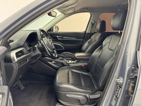 Used 2021 Kia Telluride LX FWD image 18