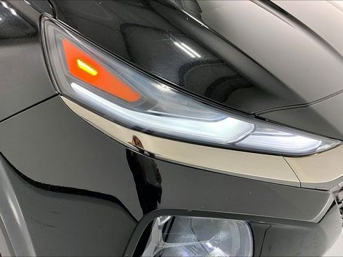 Used 2019 Hyundai Santa Fe Limited image 38