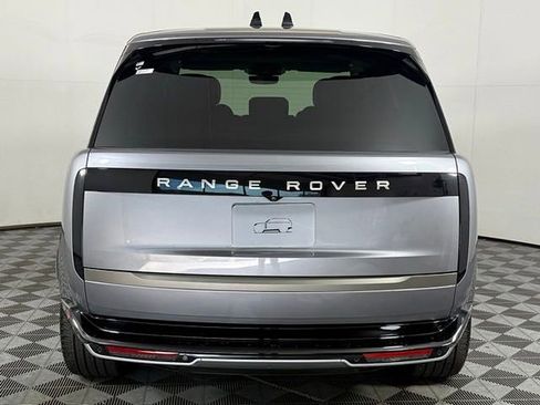 New 2025 Land Rover Range Rover SE image 7