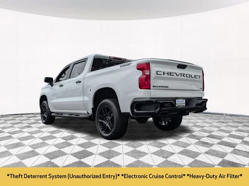 Used 2025 Chevrolet Silverado 1500 LT Trail Boss w/ Convenience Package II AWD/4WD image 21