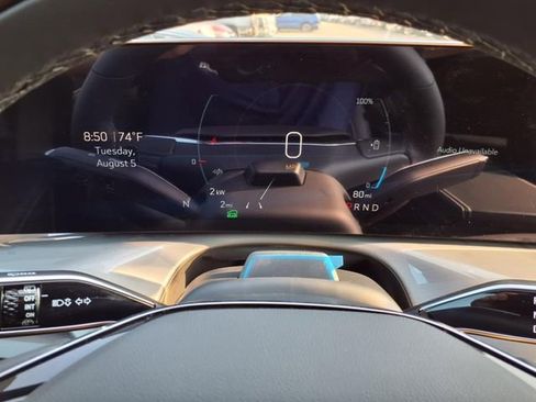 New 2026 Cadillac Vistiq Sport image 36