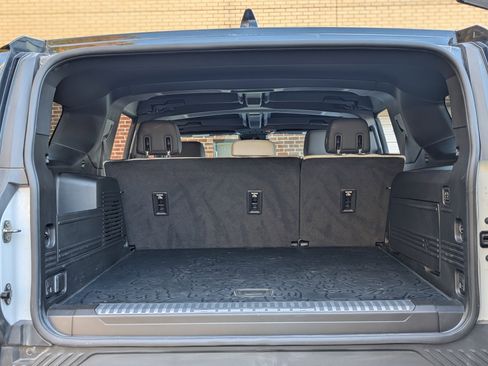 Used 2024 GMC Hummer EV 2X w/ LPO, Sport Package image 18