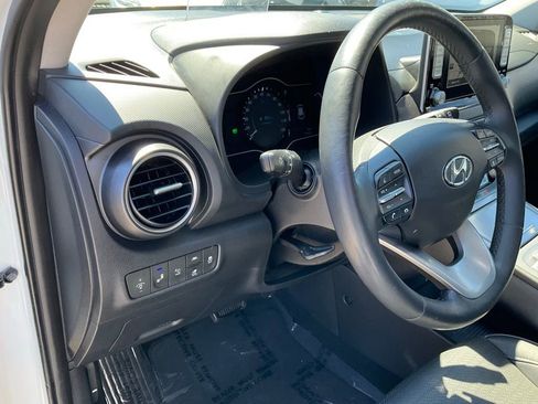 Used 2019 Hyundai Kona Ultimate image 18