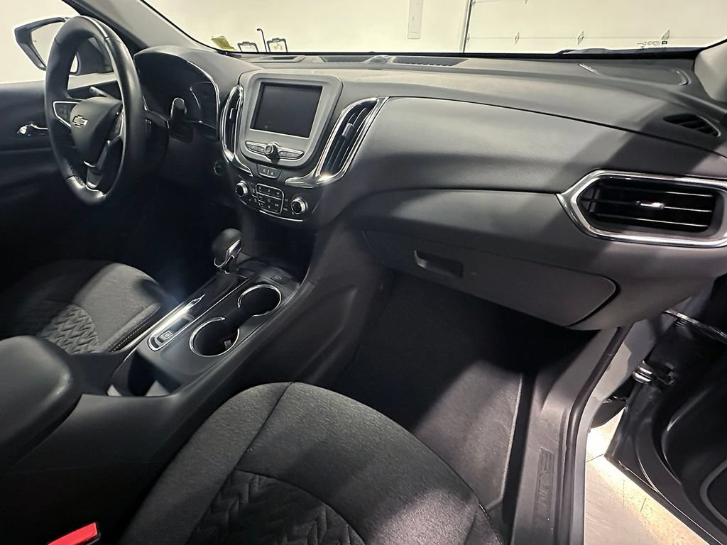 Used 2024 Chevrolet Equinox LT FWD image 28