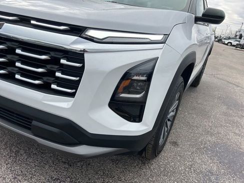 New 2026 Chevrolet Equinox LT image 9