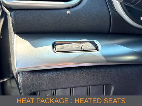 Used 2023 Nissan Maxima SV w/ Floor Mat Group FWD image 13