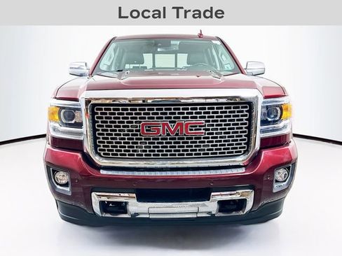 Used 2016 GMC Sierra 2500 Denali w/ Duramax Plus Package image 2