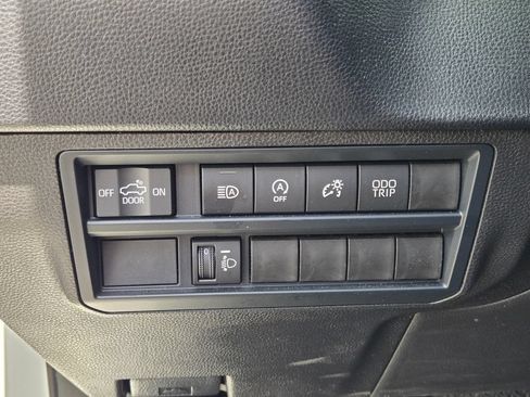 Used 2026 Toyota Tundra SR AWD/4WD image 21