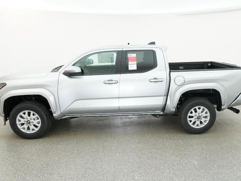 New 2026 Toyota Tacoma SR5 image 30