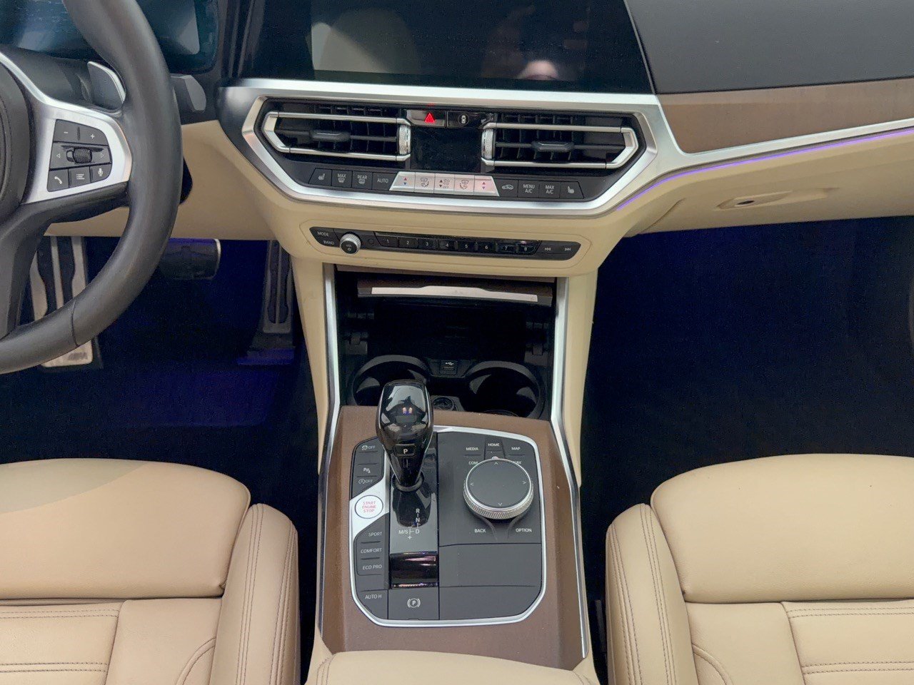 Used 2021 BMW 330i Sedan w/ M Sport Package RWD image 22