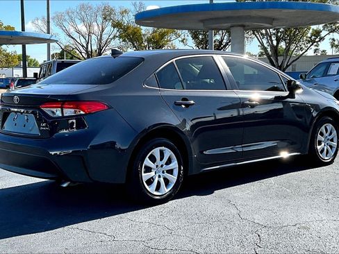 Used 2025 Toyota Corolla LE FWD image 4
