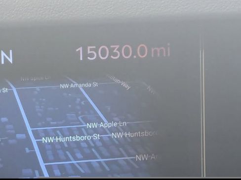 Used 2025 Lincoln Nautilus Reserve image 28