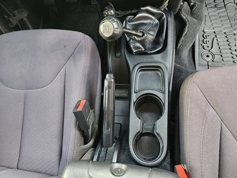 Used 2014 Jeep Wrangler Sport AWD/4WD image 15