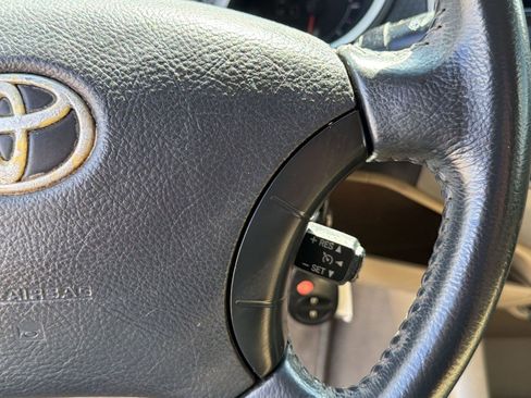 Used 2010 Toyota Tacoma PreRunner image 25