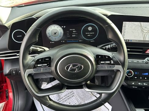 Used 2023 Hyundai Elantra SEL w/ Convenience Package image 13