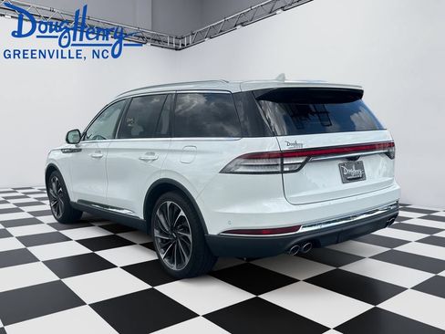 Used 2020 Lincoln Aviator Reserve w/ Equipment Group 201A RWD image 3