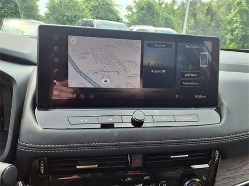 Certified 2024 Nissan Rogue Platinum w/ Platinum Premium Package image 12