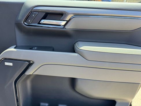 New 2026 Chevrolet Silverado 1500 ZR2 w/ LPO, Dark Essentials Package AWD/4WD image 9