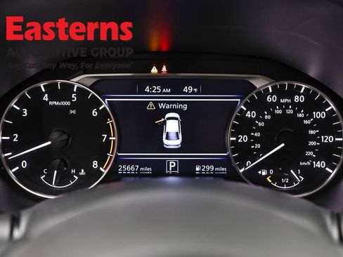 Used 2025 Nissan Altima 2.5 SV image 18